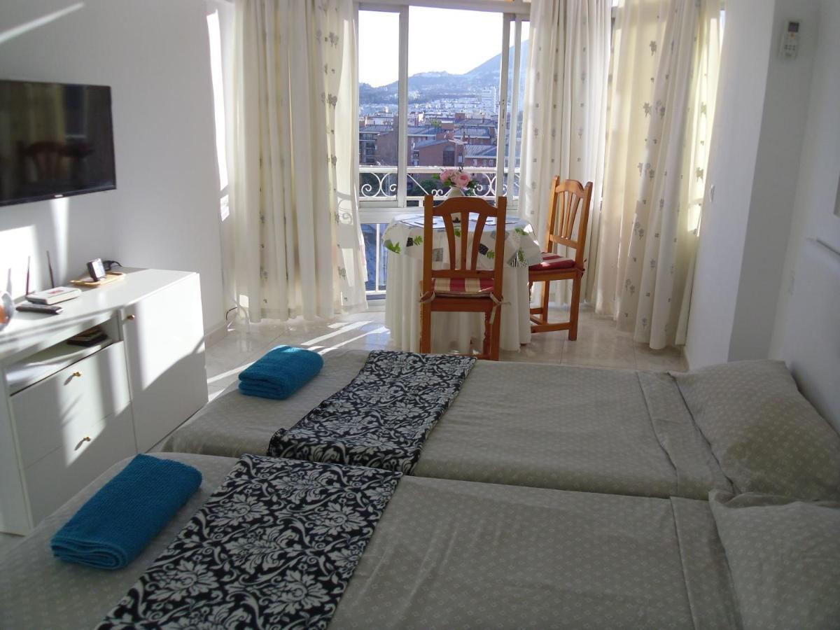 Sunny Studio In Piscis Building Benalmádena Buitenkant foto